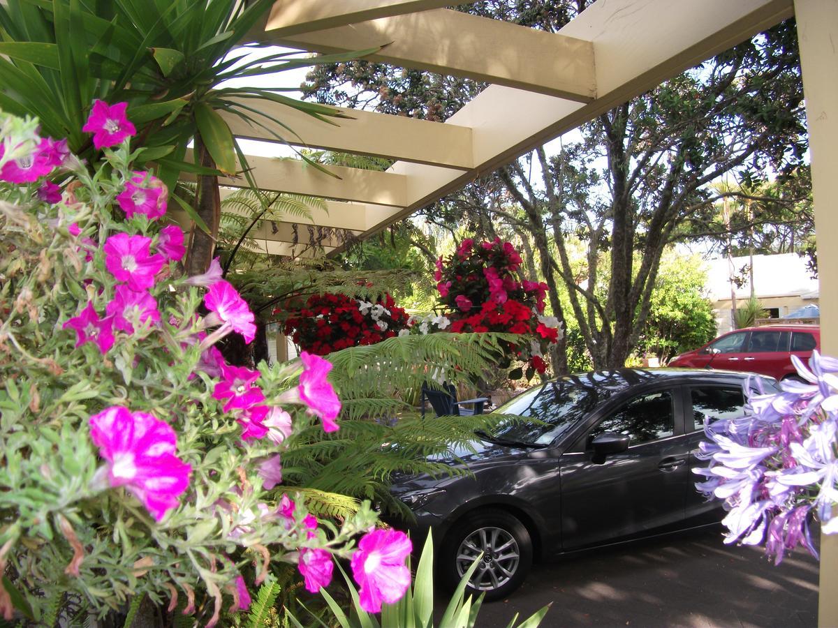 Hostel Tatahi Cove Back Packer Hahei Exterior foto